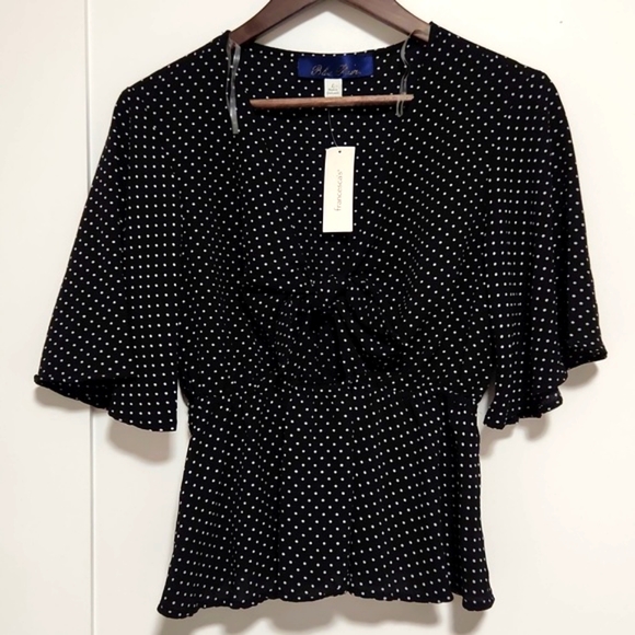 Polka Dot Tie Front Top - Picture 9 of 10